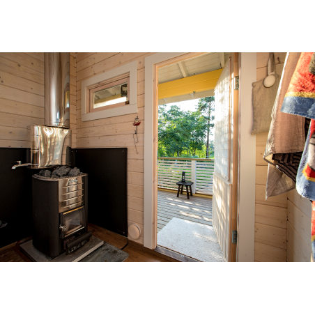 Saunamökki Otso Saunasta terassille päin - Asiakkaan lähettämä valokuva, 70 mm hirsivahvuus