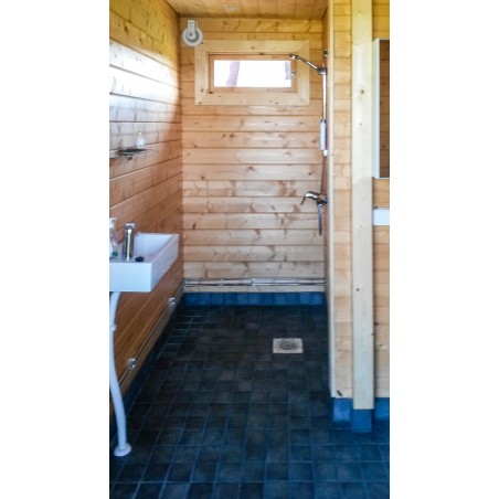 Sauna Peippo - Näkymää pesuhuoneesta