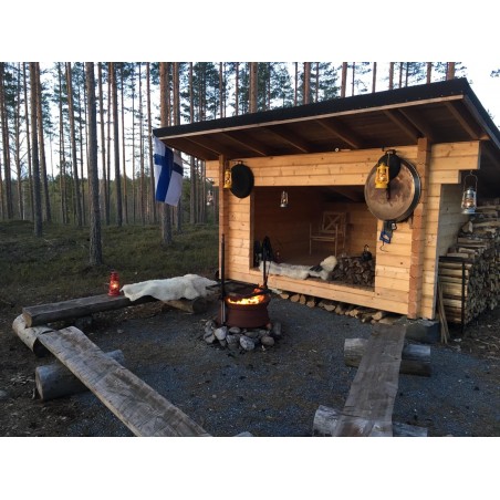 Hirsikehikko, Laavu Loiste, 92 mm, II-Laatu - Asiakkaan pystyttämä malli 92 mm hirsivahvuudella