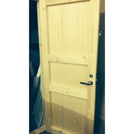 Umpipaneloitu varaston ovi 9x21
