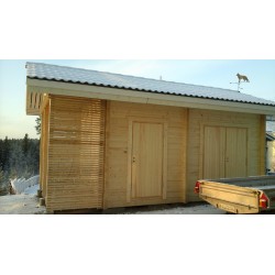 Parivarasto Harjaheikki 15 - Asiakkaan pystyttämä sivukatoksellinen versio